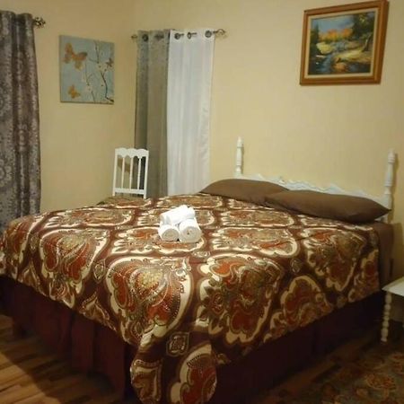 Ocho Rios Hideaway Apartment Bagian luar foto